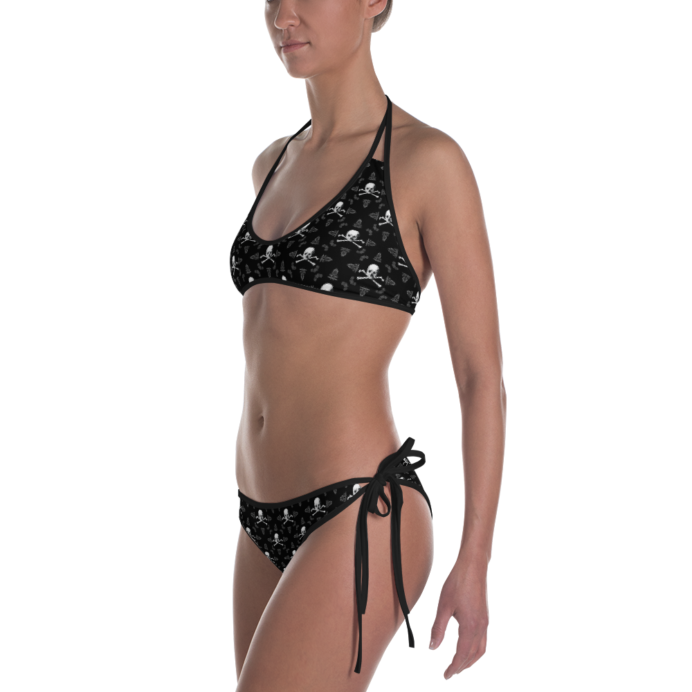 Side view skull and crossbones print bikini